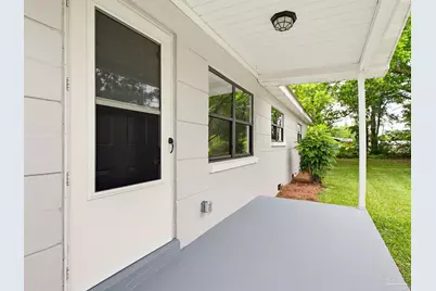 125 Madrid Rd, Cantonment, FL 32533 - Photo 2