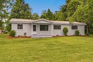125 Madrid Rd, Cantonment, FL 32533 - Photo 1