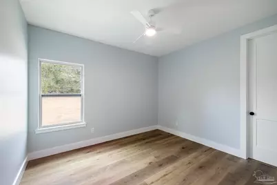 3805 N 10th Ave, Pensacola, FL 32503 - Photo 14