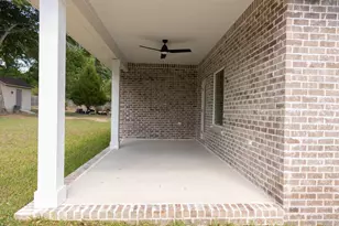 000 Woodridge Dr, Milton, FL 32570 - Photo 20