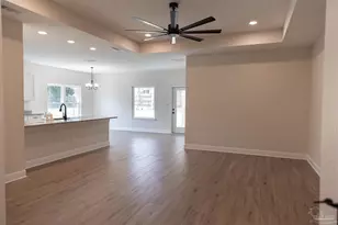 000 Woodridge Dr, Milton, FL 32570 - Photo 4