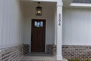 000 Woodridge Dr, Milton, FL 32570 - Photo 2