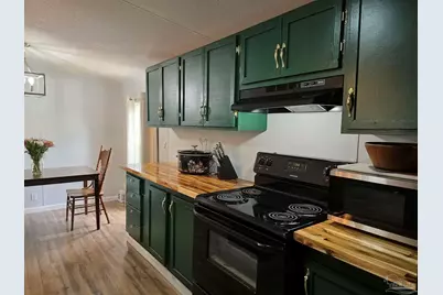 5015 Phoenix Dr, Milton, FL 32583 - Photo 6