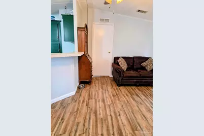 5015 Phoenix Dr, Milton, FL 32583 - Photo 10
