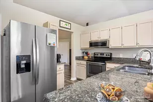 2832 Winners Cir Dr, Navarre, FL 32566 - Photo 8