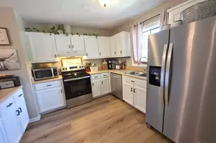 6533 College Dr, Milton, FL 32570 - Photo 14