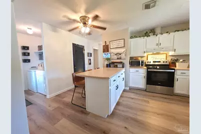 6533 College Dr, Milton, FL 32570 - Photo 16