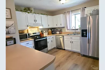 6533 College Dr, Milton, FL 32570 - Photo 12
