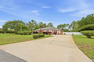 7154 Riverview St, Navarre, FL 32566 - Photo 4