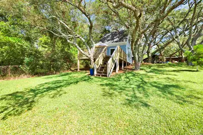 333 Edgewater Dr, Pensacola, FL 32507 - Photo 40