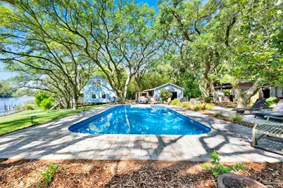 333 Edgewater Dr, Pensacola, FL 32507 - Photo 50