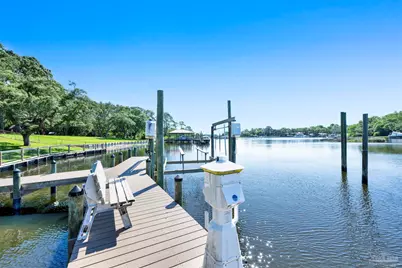 333 Edgewater Dr, Pensacola, FL 32507 - Photo 56