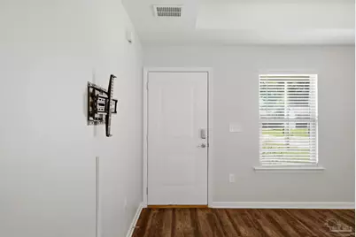 605 E Fisher St, Pensacola, FL 32503 - Photo 8