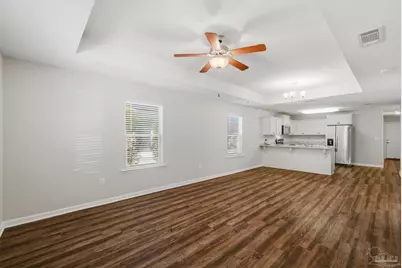 605 E Fisher St, Pensacola, FL 32503 - Photo 2