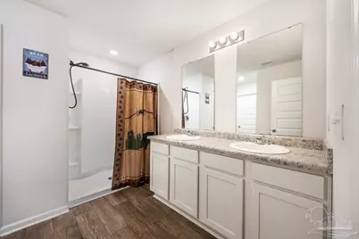 10560 Queens Gate Cir, Pensacola, FL 32506 - Photo 24