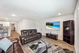 10560 Queens Gate Cir, Pensacola, FL 32506 - Photo 12