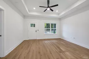 4145 Woodfin Cir, Pace, FL 32571 - Photo 8