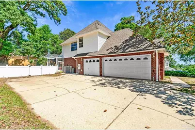 4530 Baywalk Cir, Pensacola, FL 32514 - Photo 2