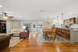 1143 Park Ln, Gulf Breeze, FL 32563 - Photo 10