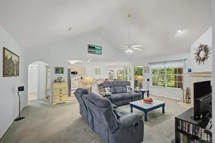 7654 Manatee St, Navarre, FL 32566 - Photo 14