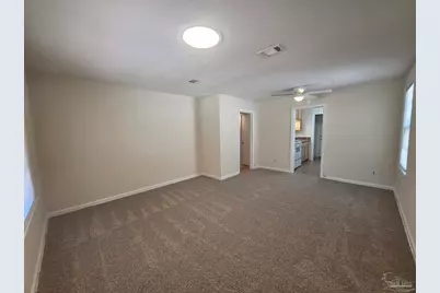 35 Kennington Dr, Pensacola, FL 32507 - Photo 2