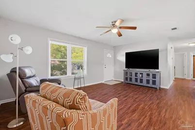 2335 Merle Cir, Pensacola, FL 32526 - Photo 8