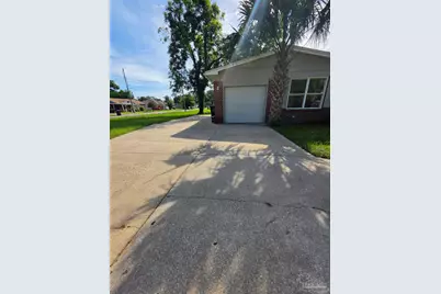 3131 N 10th Ave, Pensacola, FL 32503 - Photo 2