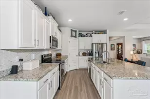 972 Jacobs Way, Cantonment, FL 32533 - Photo 10