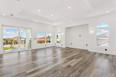 21 E Galvez Ct, Pensacola Beach, FL 32561 - Photo 42