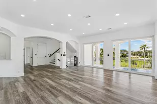 21 E Galvez Ct, Pensacola Beach, FL 32561 - Photo 16