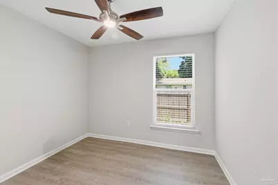 3415 1/2 N Tarragona St, Pensacola, FL 32503 - Photo 16