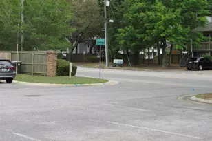 2831 Villager Cir, Pensacola, FL 32504 - Photo 16