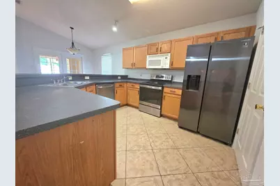 1059 Simpson St, Pensacola, FL 32526 - Photo 6