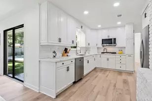 5745 Avenida Robledal, Pensacola, FL 32504 - Photo 18