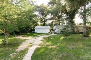 11124 Chumuckla Hwy, Jay, FL 32565 - Photo 12
