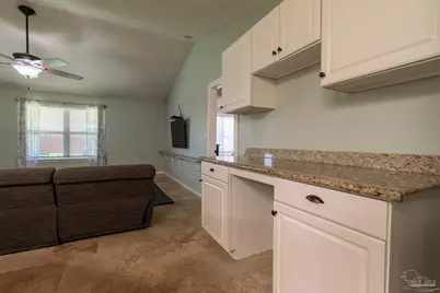 9687 Parker Lake Cir, Navarre, FL 32566 - Photo 14