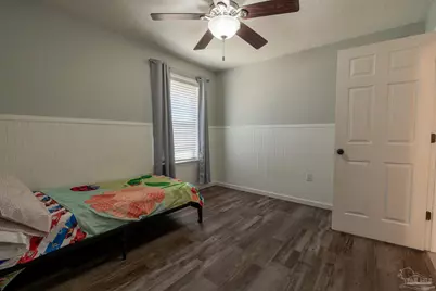 9687 Parker Lake Cir, Navarre, FL 32566 - Photo 26