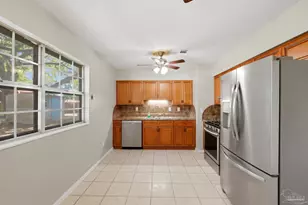 7580 Mobile Hwy, Pensacola, FL 32526 - Photo 10