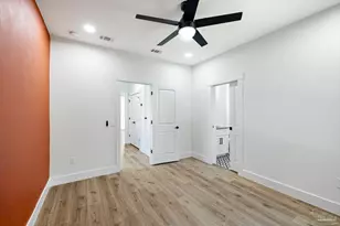 615 N B St, Pensacola, FL 32501 - Photo 32