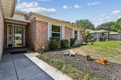 5059 Copperfield Dr, Pace, FL 32571 - Photo 2