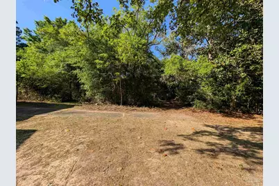 8733 Rebel Rd, Pensacola, FL 32526 - Photo 24
