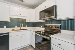 1200 Shoreline Dr, Gulf Breeze, FL 32561 - Photo 6