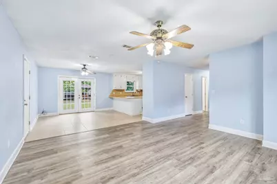 5599 Wesley Dr, Milton, FL 32570 - Photo 6