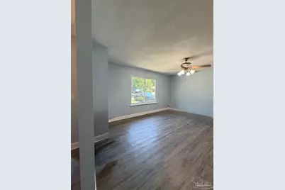 5599 Wesley Dr, Milton, FL 32570 - Photo 10