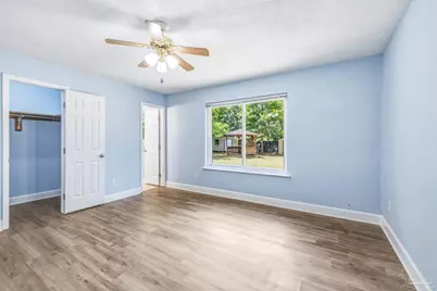 5599 Wesley Dr, Milton, FL 32570 - Photo 4