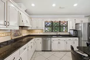 6000 Cheyenne Dr, Milton, FL 32570 - Photo 16
