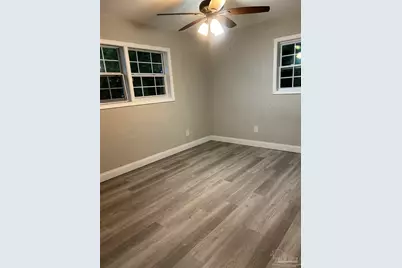 207 Emerald Ave, Pensacola, FL 32505 - Photo 14