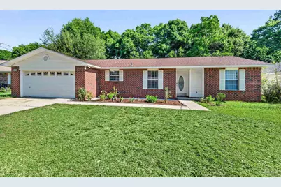 5475 Chantilly Cir, Milton, FL 32583 - Photo 1