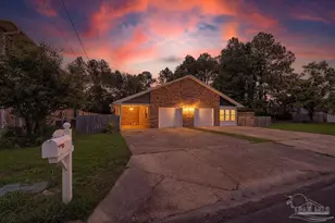 7076 Lake Joanne Dr, Pensacola, FL 32506 - Photo 2