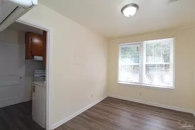 1218 N Kirk St, Pensacola, FL 32505 - Photo 6